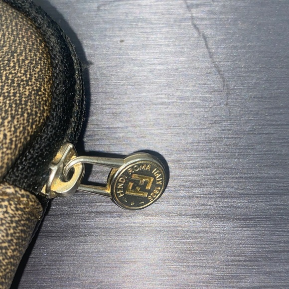 Authentic vintage Fendi Pequin stripe cosmetic pouch - Picture 9 of 10